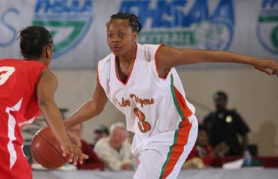 Lady Tigers do it all Guard Joanna Harden looks to lead her team back to Lakeland.